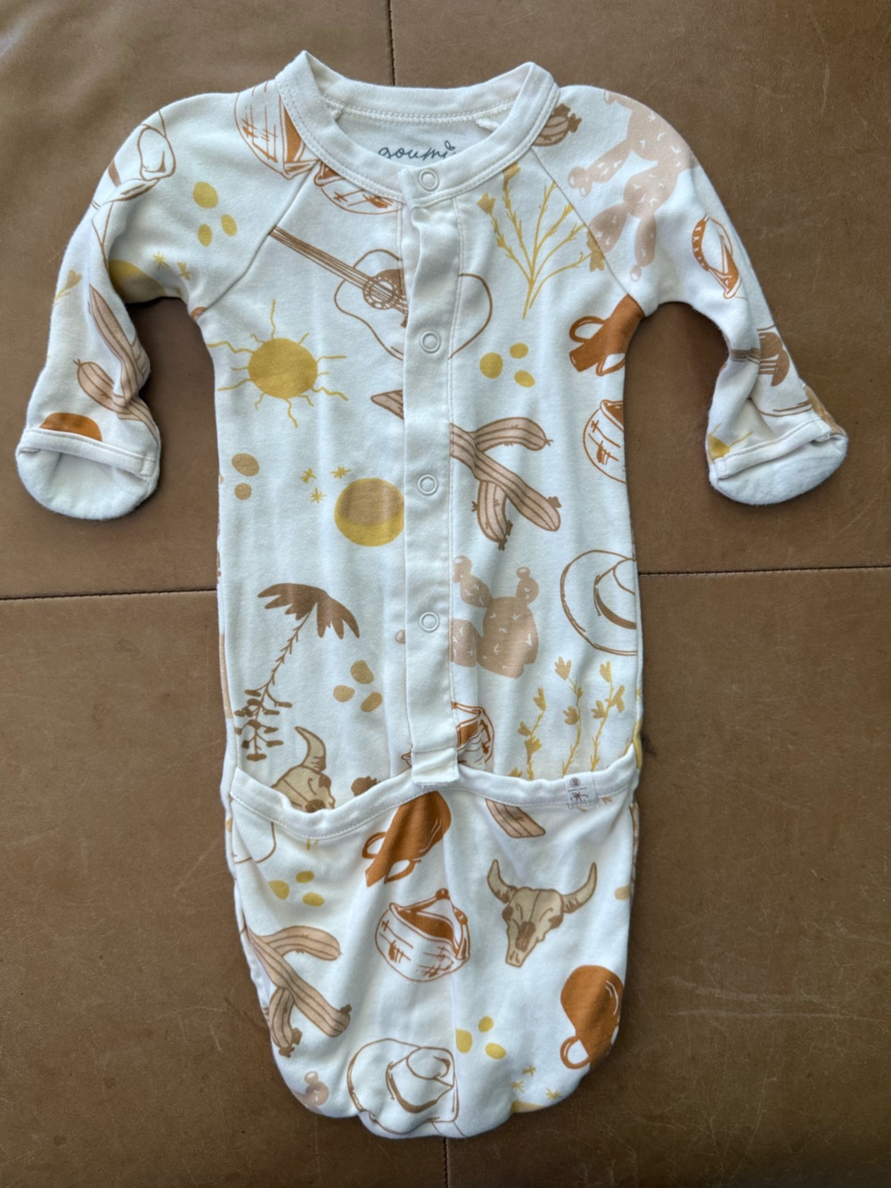 💜$20 FLASH SALE💜Goumi Gown 0-3M